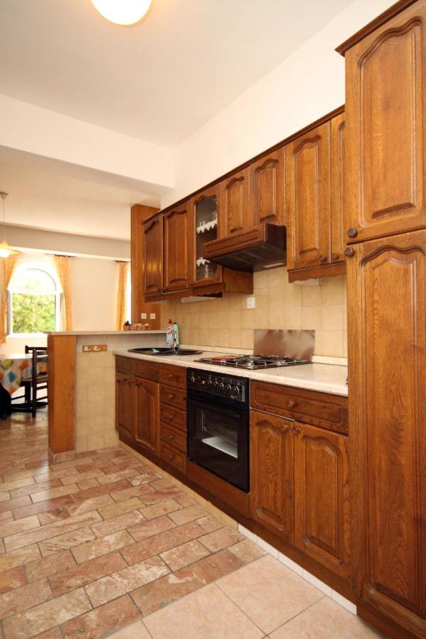 Apartments By The Sea Brist, Makarska - 505 Подаца Екстериор снимка