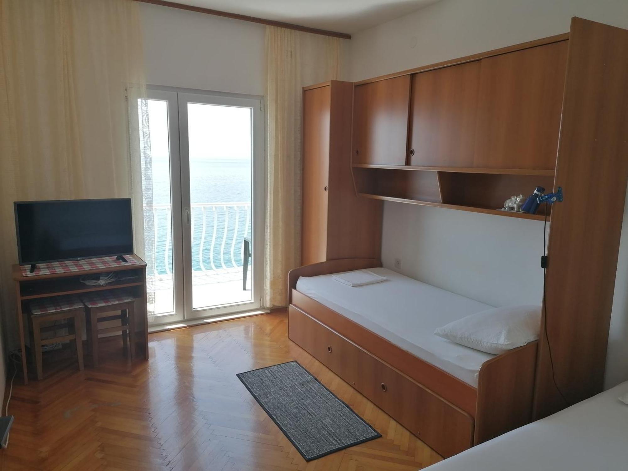 Apartments By The Sea Brist, Makarska - 505 Подаца Екстериор снимка