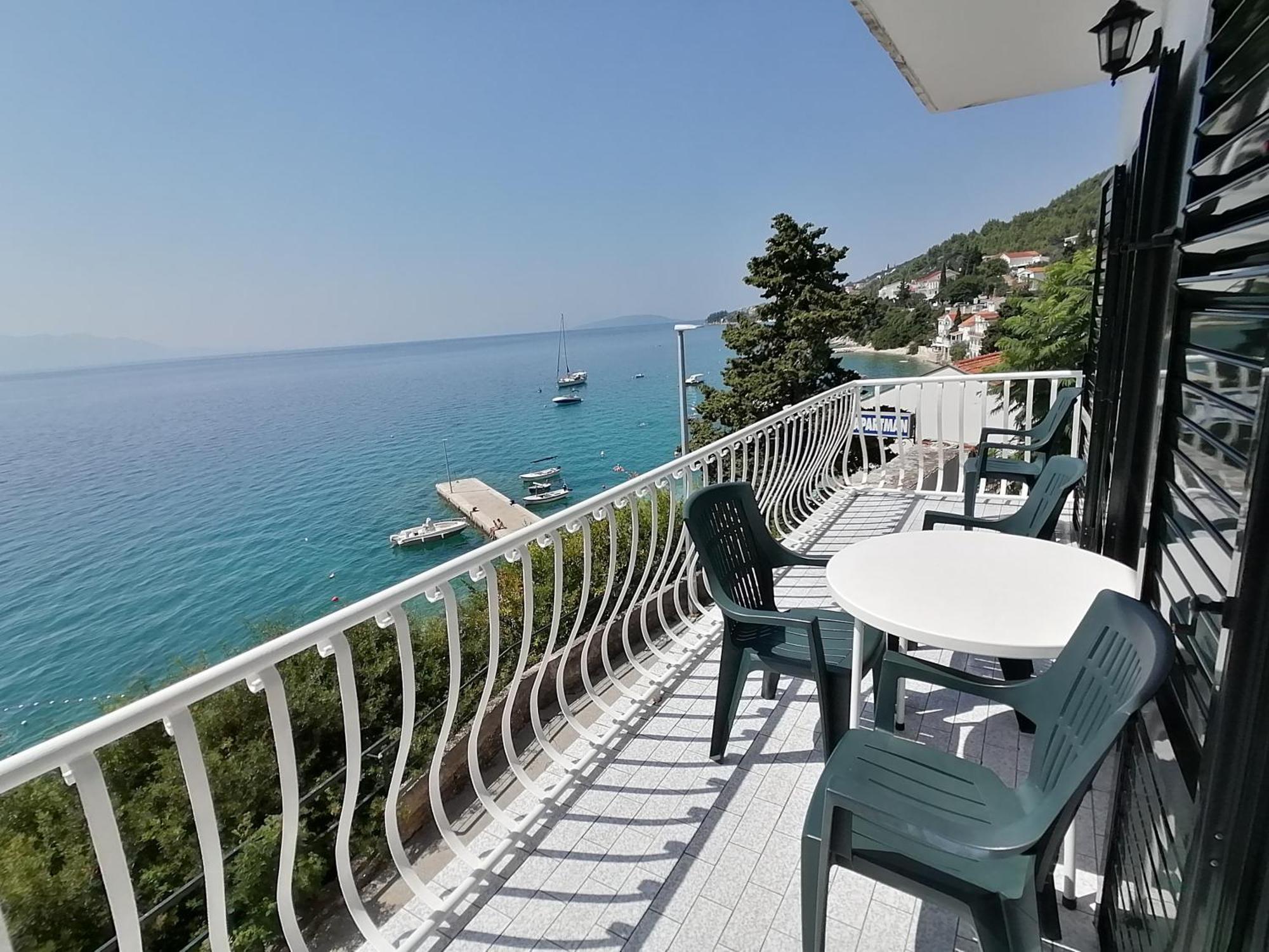 Apartments By The Sea Brist, Makarska - 505 Подаца Екстериор снимка